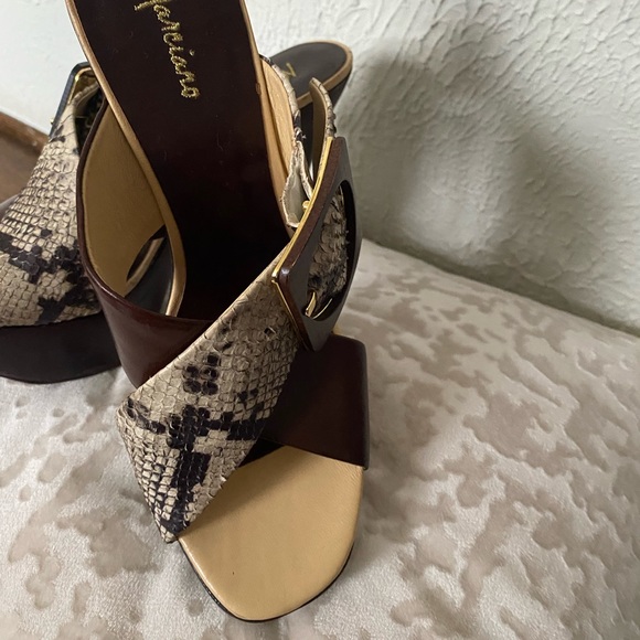 Marciano heels - Picture 3 of 5